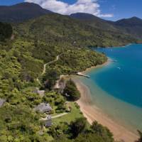 Stunningly located lodges provide comfortable accommodation on the Queen Charlotte Track | Mahana Lodge