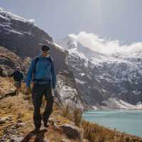 Above the trails of Lake Lucidus