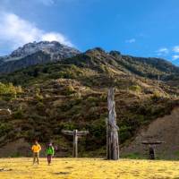 Hikers enjoying Mount Hikurangi, Gisborne | Eric Hanson