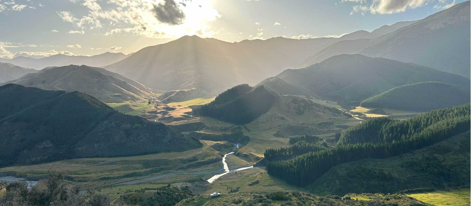 Enjoying the sun setting over Island Hills | N Tambolash