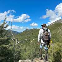 Taking some time to stop and admire the beauty of Island Hills | N Tambolash