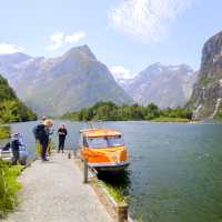 Hiking and boating in Milford Sound | Matt de Vries
