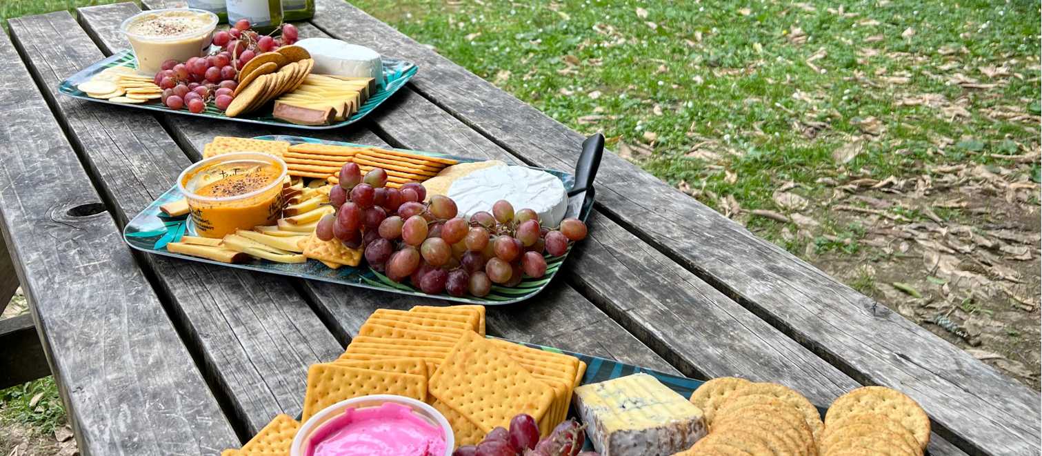 Snack time along the Whanganui River