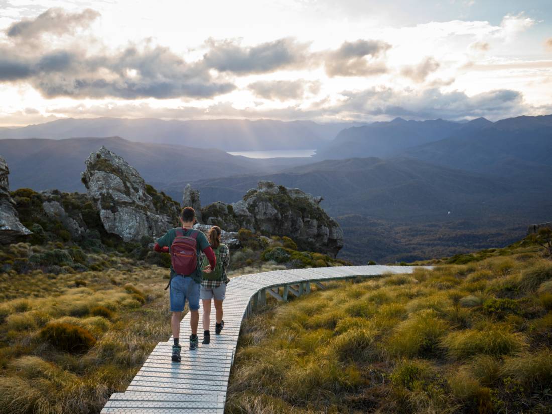 Walkers out enjoying the trails around Southland |  <i>Graeme Murray</i>